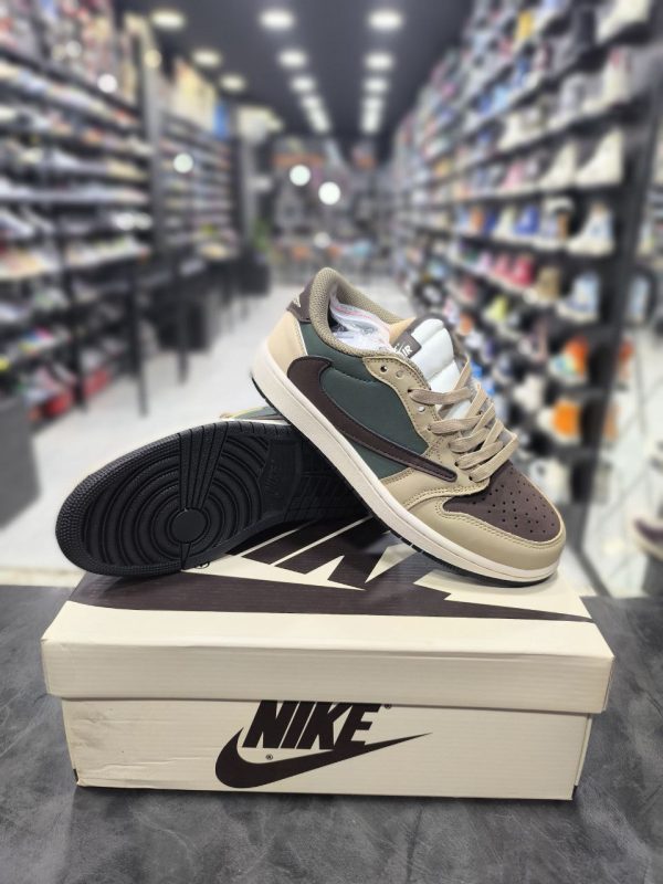 نایک ایر جردن ۱ تراویس اسکات بدون ساق فراگمنت کرمی سبز قهوه‌ای Nike air jordan 1 low Travis Scott Fragment Green - Image 3