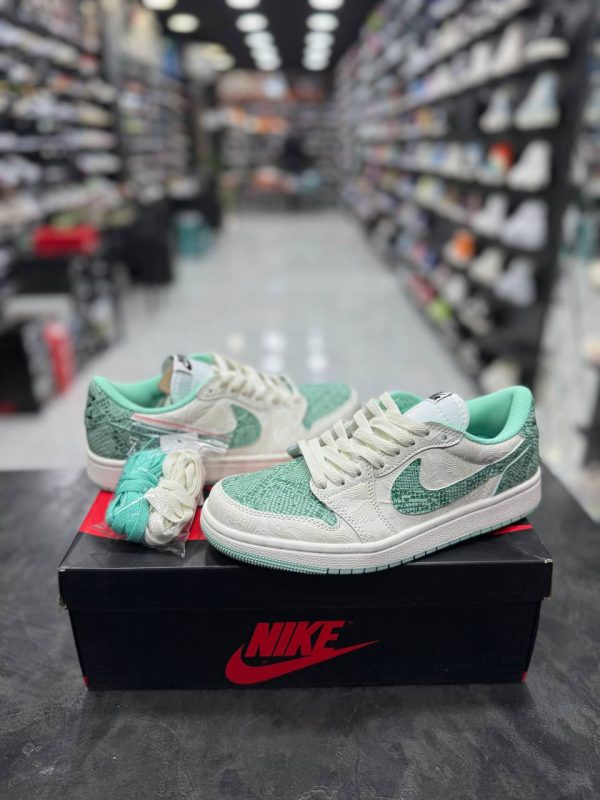 نایک ایر جردن ۱ بدون ساق پوست ماری سبز Nike Air Jordan 1 Low Year Of The Snake - Image 3