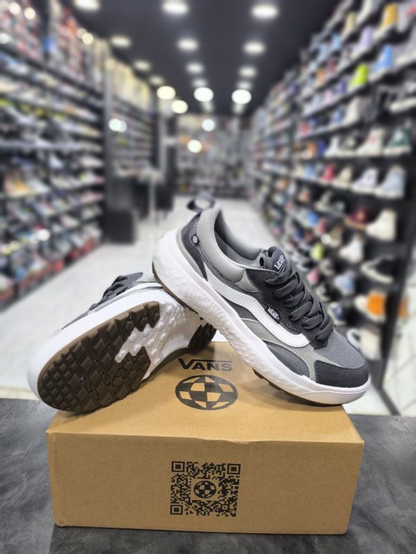 ونس اولد اسکول بدون ساق اولترارنج‌ نئو‌ طوسی Vans Neo Ultrarange Grey - Image 3