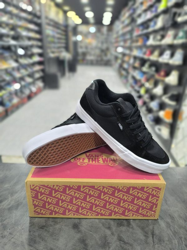 ونس بدون ساق چاکا‌ سفید مشکی Vans Chukka Push Black White - Image 3