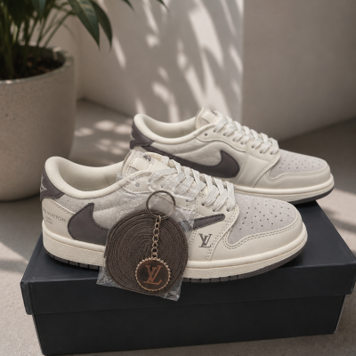 نایک ایر جردن ۱ بدون ساق تراویس اسکات لویی ویتون قهوه ای کرمی Nike air jordan 1 low Travis Scott LV Brown
